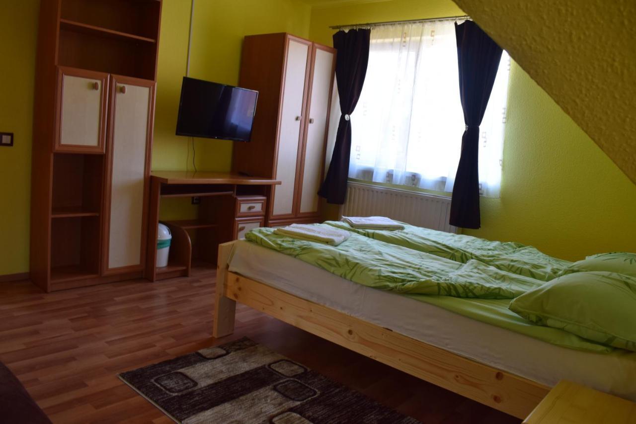 Hostal Gamma Praid Exterior foto